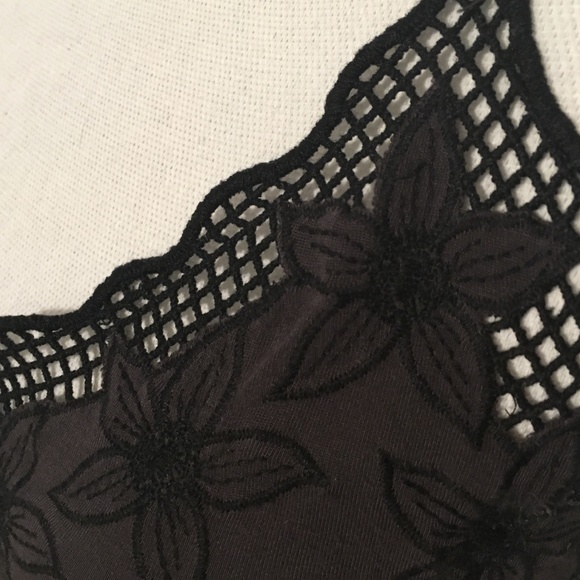 American Eagle *Halter* Top with Floral Mesh Trim - Picture 6 of 7